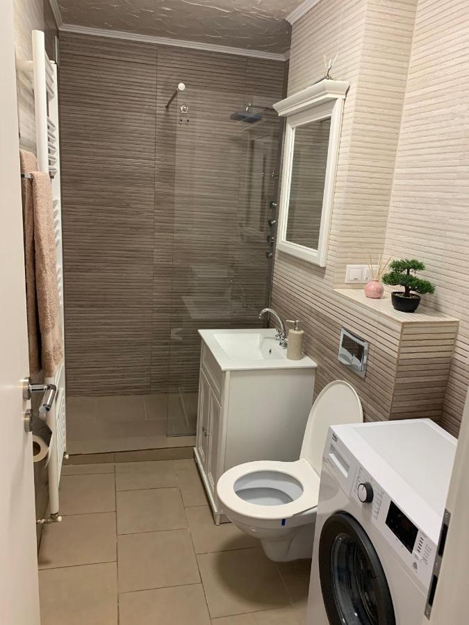 Holiday Apartment Sibiu Esterno foto